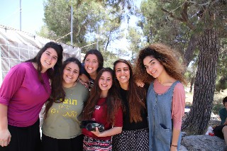 שלומית בלום